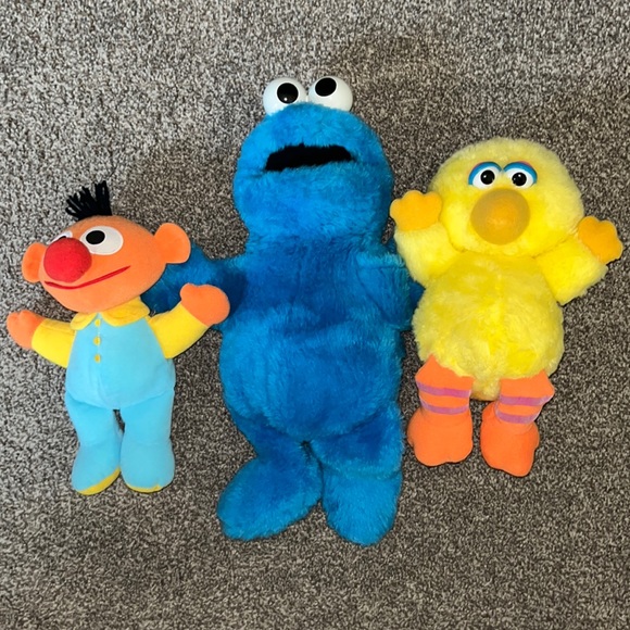 Sesame Street Other - Vintage Sesame Street Plush Ernie Big Bird Cookie Monster Playskool Hasbro